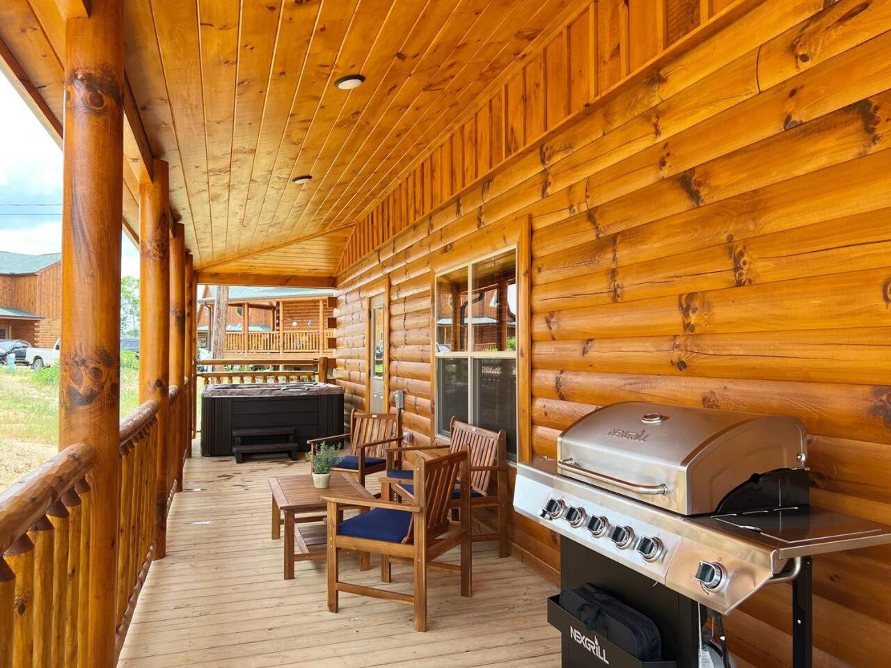 Splendid 2Cabins Sleeps 28 Pool Hot Tub More Пиджен Фордж Екстериор снимка